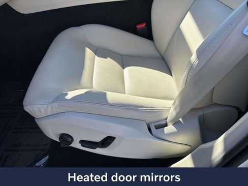 Used 2024 Volvo XC60 B5 Plus w/ Protection Package Premier image 23