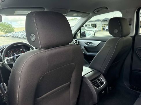Used 2024 Chevrolet Blazer LT w/ Convenience Package FWD image 12