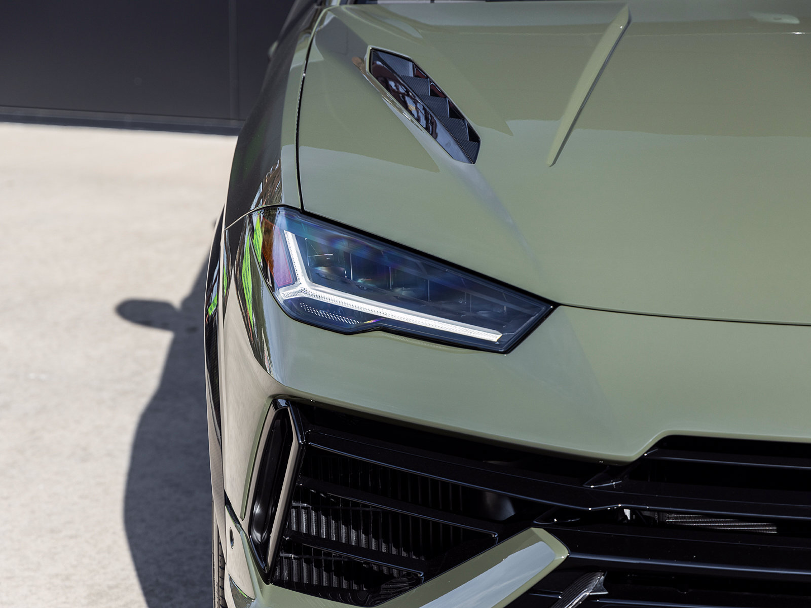 Used 2023 Lamborghini Urus Performante AWD/4WD image 23