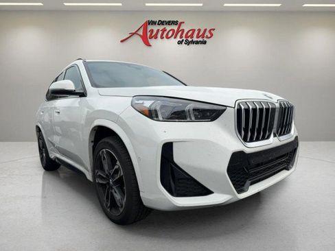 Used 2024 BMW X1 xDrive28i w/ Premium Package AWD/4WD image 1