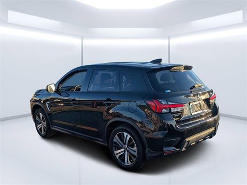 Used 2022 Mitsubishi Outlander Sport AWD image 5