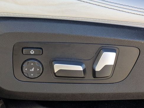 Used 2023 BMW X5 xDrive45e AWD/4WD image 12