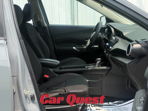 Used 2021 Nissan Kicks SV FWD image 17