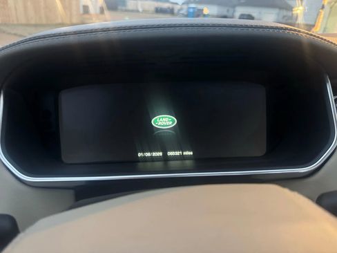 Used 2016 Land Rover Range Rover image 18