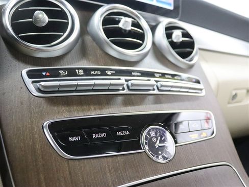 Used 2020 Mercedes-Benz C 300 4MATIC Sedan image 34