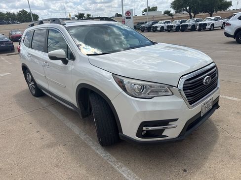 Used 2019 Subaru Ascent Limited w/ Popular Package #2 image 3