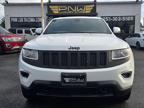 Used 2015 Jeep Grand Cherokee Laredo w/ Security & Convenience Group image 3