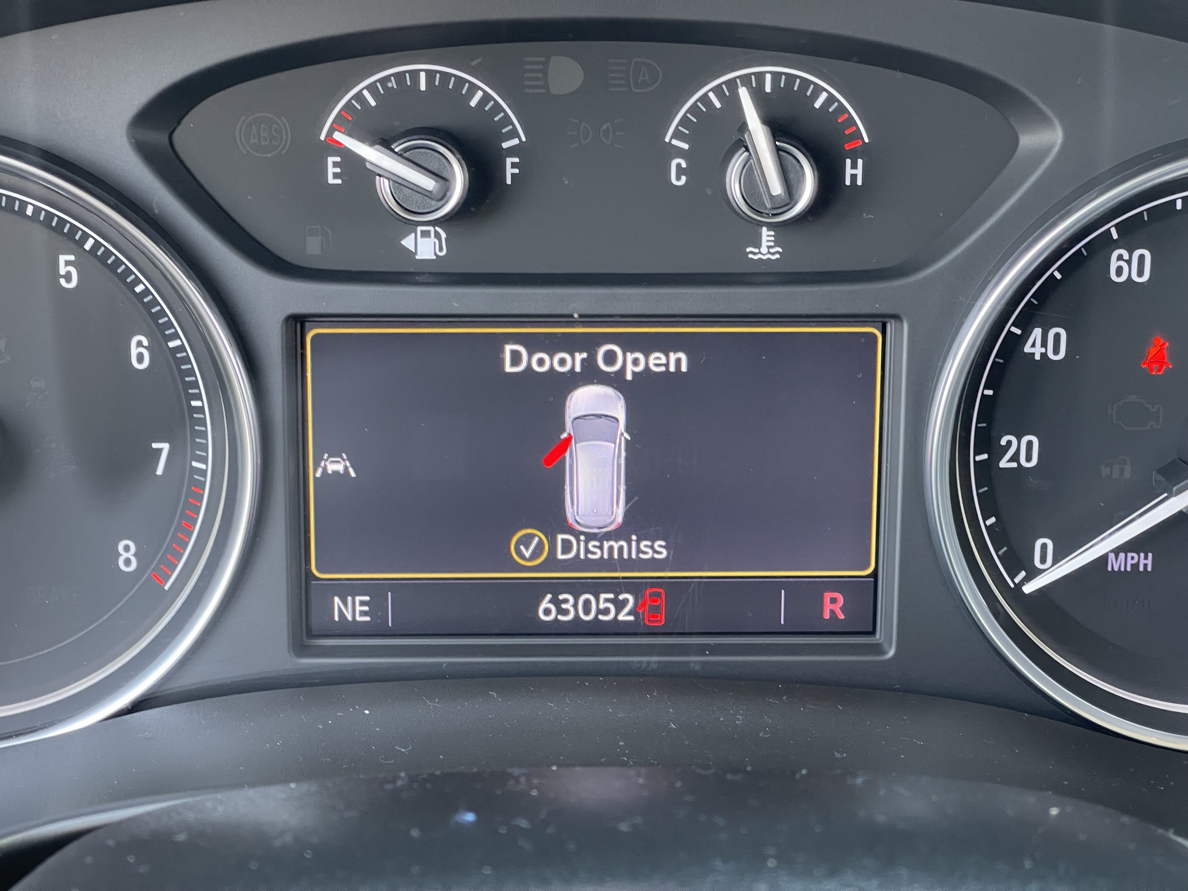 Used 2023 Buick Enclave Essence w/ Experience Buick Package FWD image 31