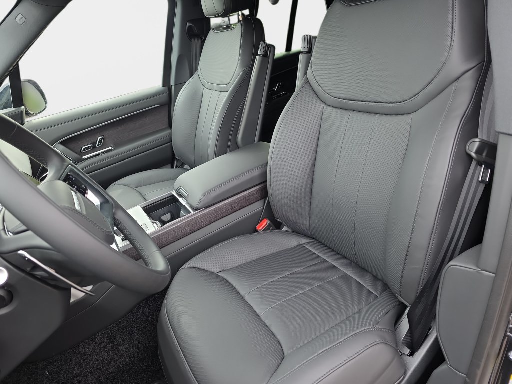New 2026 Land Rover Range Rover SE AWD/4WD image 12