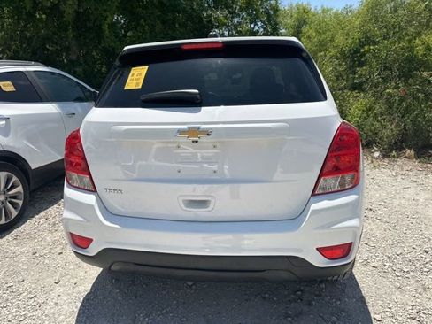 Used 2020 Chevrolet Trax LS w/ Tint and Cruise Package FWD image 27