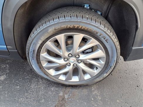 New 2025 Buick Enclave Preferred w/ Power Package image 13