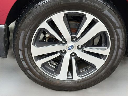 Used 2018 Subaru Outback 2.5i Limited AWD/4WD image 9