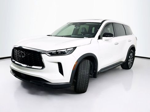 Used 2024 INFINITI QX60 Pure FWD image 2