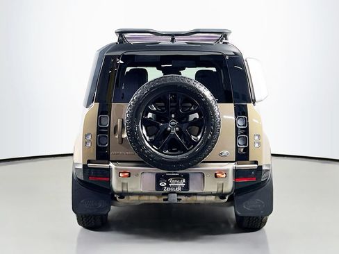 Used 2021 Land Rover Defender 110 X AWD/4WD image 6