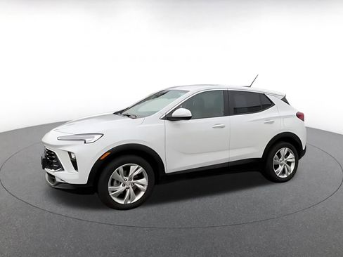 Used 2025 Buick Encore GX Preferred image 8