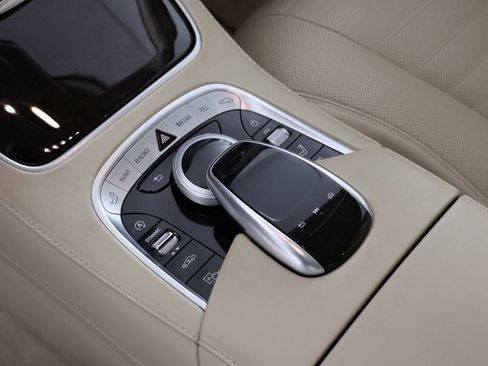 Used 2020 Mercedes-Benz S 560 4MATIC Sedan image 26