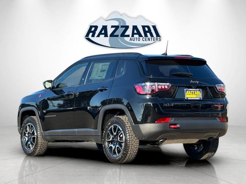 New 2026 Jeep Compass Trailhawk w/ Sun, Sound & Navigation Group image 5