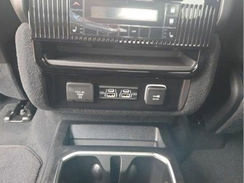 New 2026 Jeep Grand Wagoneer Limited AWD/4WD image 22