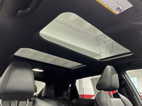 Certified 2025 Toyota bZ4X FWD image 25