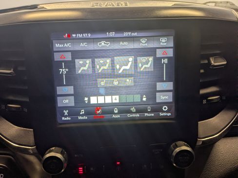 Used 2021 RAM 1500 Laramie image 27