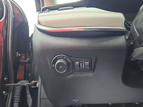 Used 2022 Jeep Compass Limited image 14