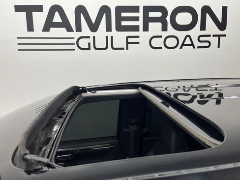 Used 2023 GMC Sierra 1500 AT4 w/ AT4 Premium Package AWD/4WD image 11