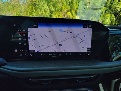 Used 2025 Audi Q5 Premium w/ Convenience Package image 25