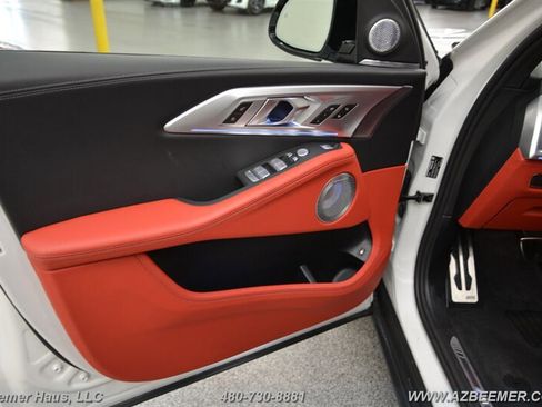 Used 2025 BMW XM w/ M Driver's Package image 38