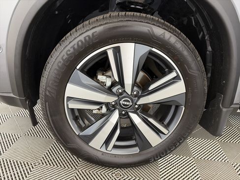 Certified 2023 Nissan Rogue Platinum w/ Platinum Premium Package AWD/4WD image 13