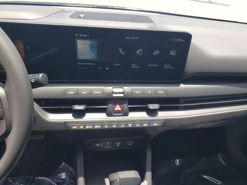 New 2026 Kia K4 FWD image 14