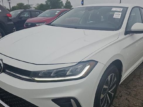 Used 2025 Volkswagen Jetta S FWD image 1