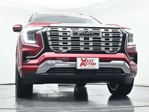 New 2026 GMC Terrain Denali w/ LPO, Black Badging Package image 31