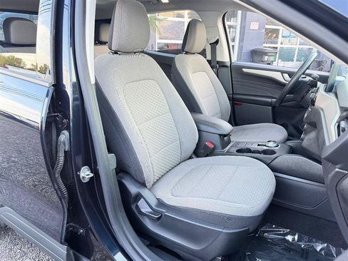Used 2021 Ford Escape SE w/ Convenience Package AWD/4WD image 16