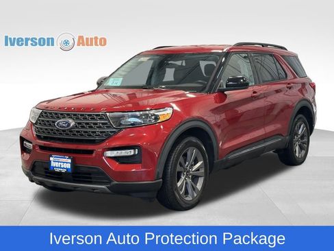 Used 2023 Ford Explorer XLT w/ Equipment Group 202A image 5