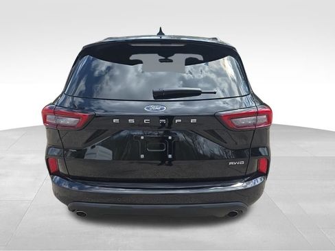 Certified 2024 Ford Escape ST-Line w/ Tech Pack #1 image 9