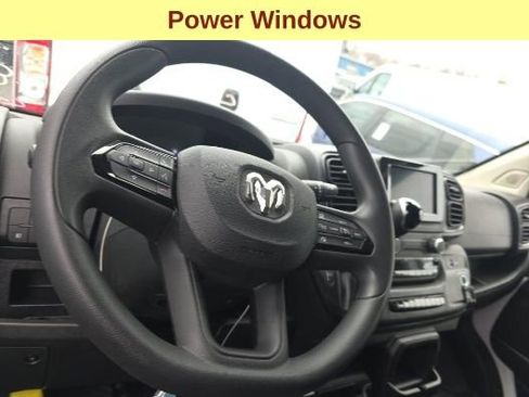 Used 2025 RAM ProMaster 2500 w/ Convenience Group FWD image 11