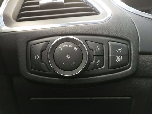 Used 2020 Ford Edge Titanium w/ Equipment Group 301A AWD/4WD image 26
