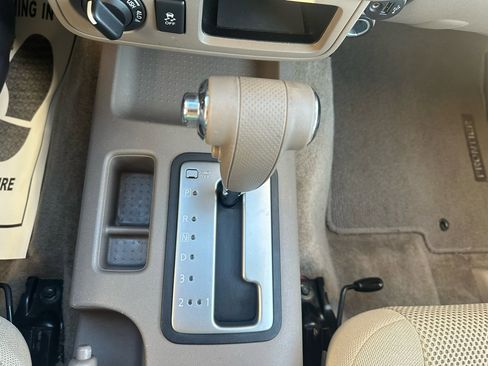 Used 2018 Nissan Frontier SV image 17