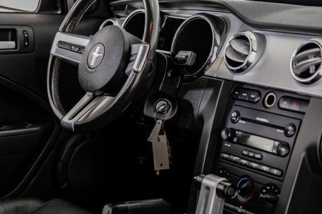 Used 2006 Ford Mustang GT RWD image 20