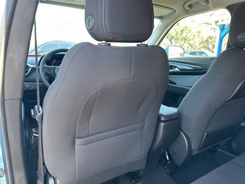 Used 2025 Chevrolet TrailBlazer LT image 32