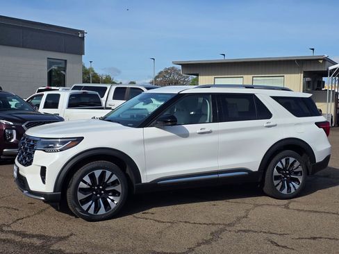 New 2026 Ford Explorer Platinum image 36