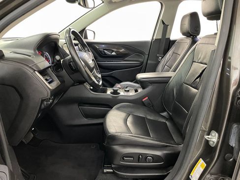 Used 2019 GMC Terrain Denali w/ Advanced Safety Package AWD/4WD image 8