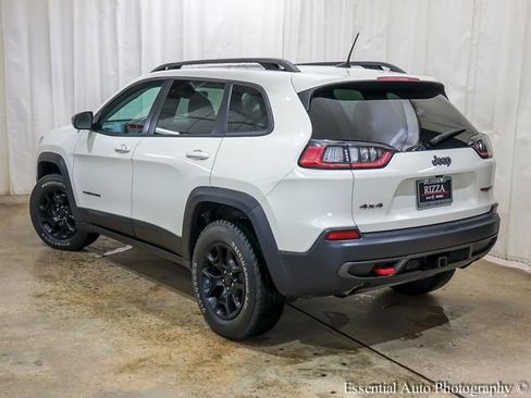 Used 2019 Jeep Cherokee Trailhawk AWD/4WD image 7