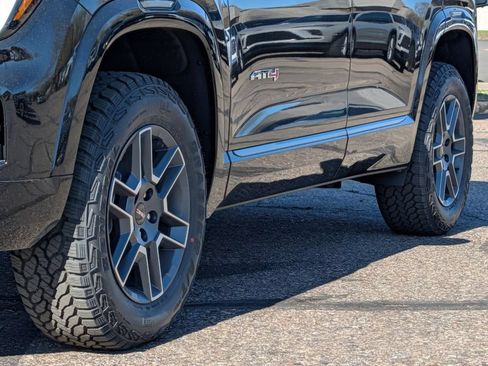 New 2026 GMC Terrain AT4 w/ Technology Package II AWD/4WD image 7
