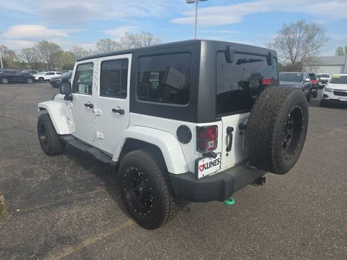 Used 2013 Jeep Wrangler Unlimited Sport AWD/4WD image 8