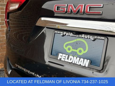 Certified 2024 GMC Terrain SLT image 29