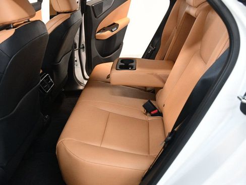 Used 2025 Lexus NX 250 FWD w/ Towing Package (2000 Lbs) image 25