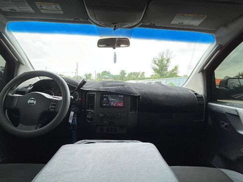 Used 2008 Nissan Titan LE AWD/4WD image 26