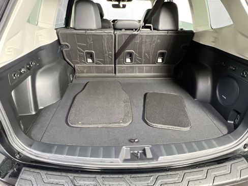 Used 2023 Subaru Forester Limited AWD/4WD image 26