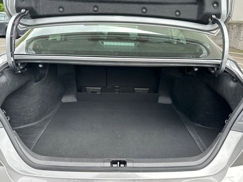 Used 2025 Toyota Camry SE FWD image 10